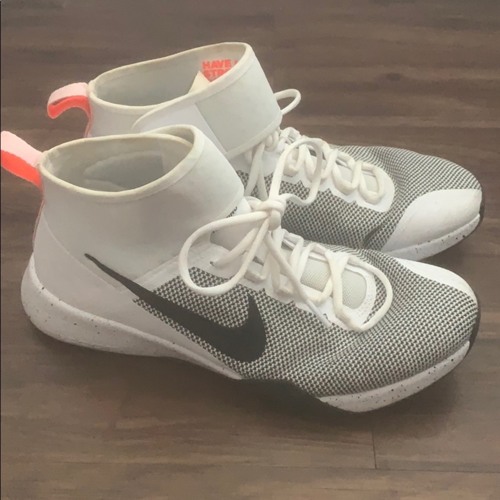 Women’s Training Shoes